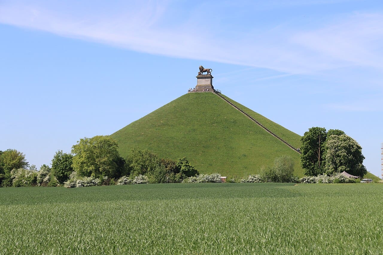 Waterloo Anıtı, Waterloo