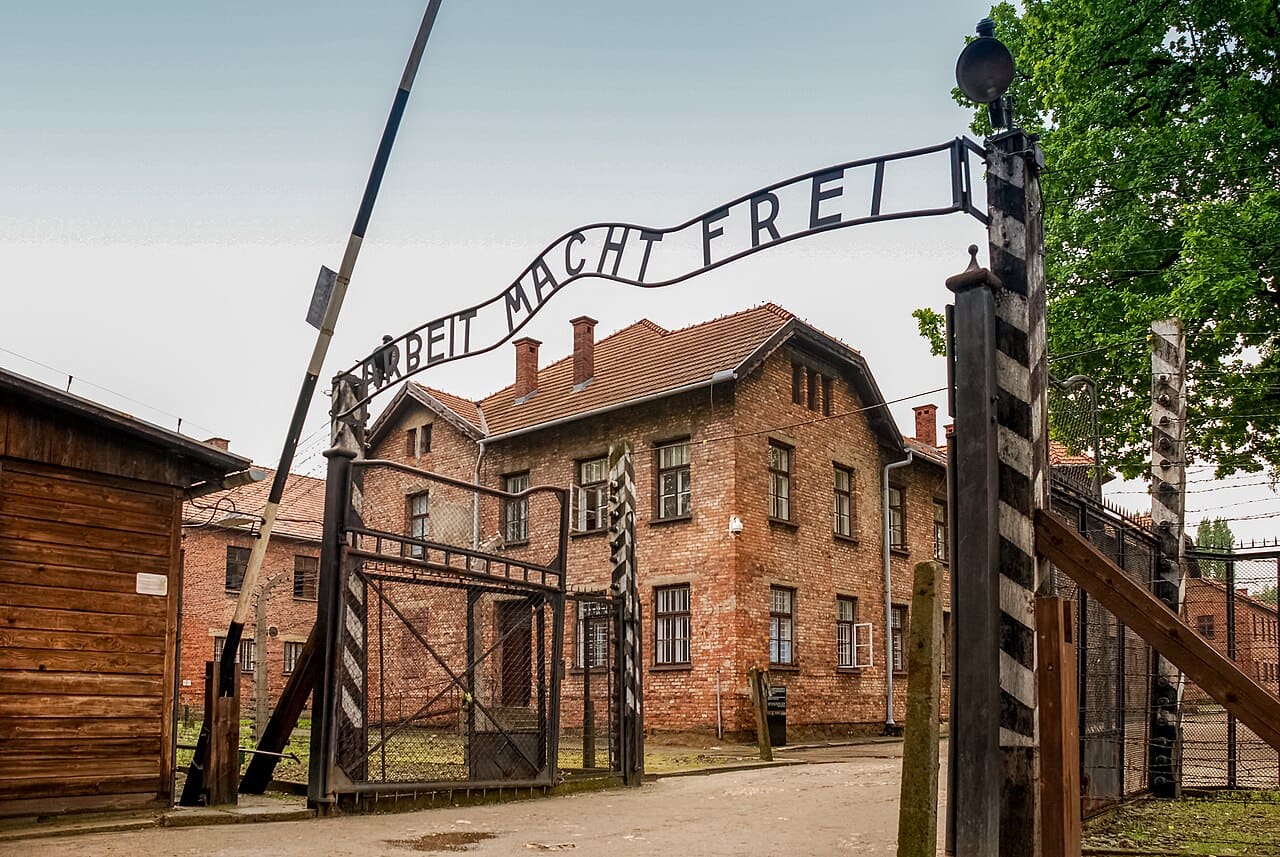 Auschwitz Anıtı, Oświęcim